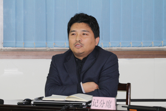乐鱼官方在线入口总工程师王庆伟在会上与大家亲切交流
