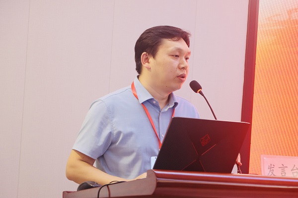 3、乐鱼官方在线入口总工程师苏群山发表讲话.jpg