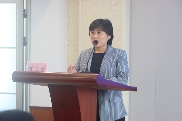 2、乐鱼官方在线入口副总工程师董新红讲话.jpg