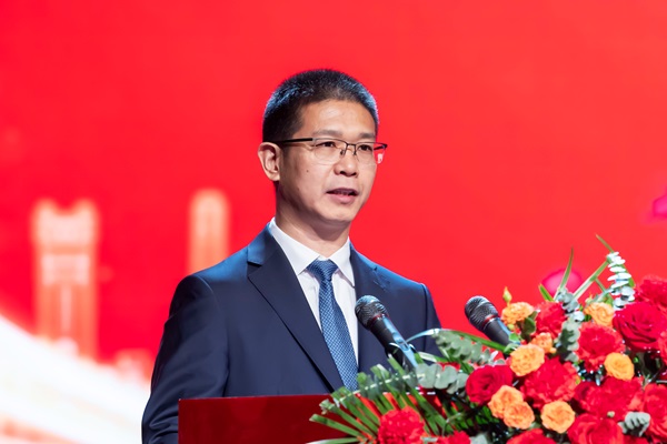 6乐鱼官方在线入口董事长祝建明致电力年鉴发布词.jpg