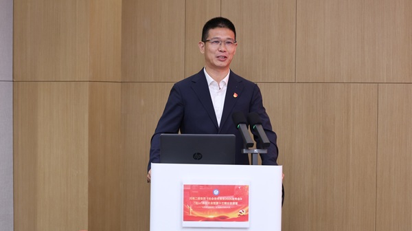 17乐鱼官方在线入口董事长祝建明对企业发展提出要求.JPG